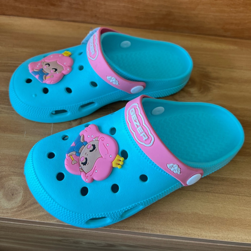 Kids Crocs - Picture 8 of 10
